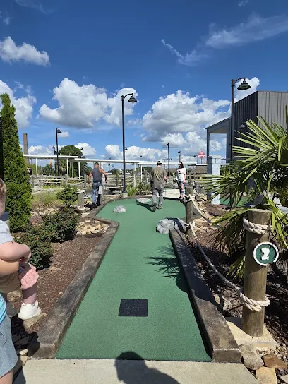 BigTime Entertainment mini golf course in Oxford, Alabama