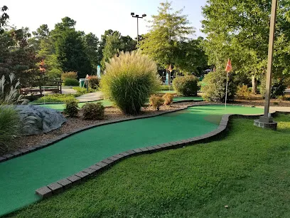 Woodland Mead Park Mini-Golf mini golf course in Fairfield Bay, Arkansas
