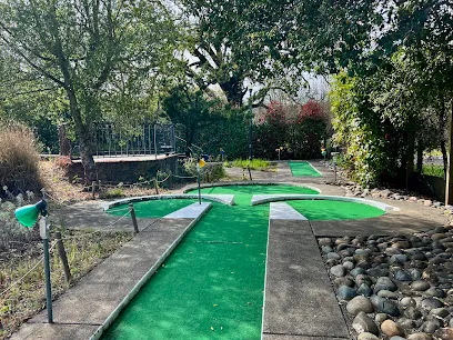 Sonoma Family Fun Center mini golf course in Sonoma, California