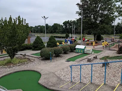 Putters Paradise Mini Golf mini golf course in Berlin, Connecticut