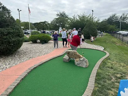 Mini-Golf at Saybrook Point mini golf course in Old Saybrook, Connecticut