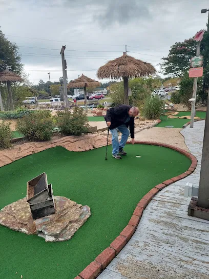 Shell We Golf mini golf course in Rehoboth Beach, Delaware