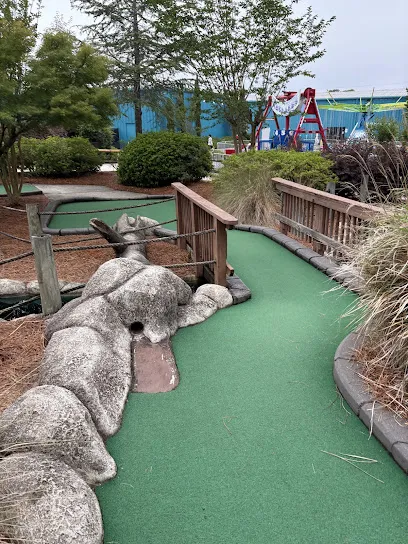 Funopolis Mini Golf mini golf course in Commerce, Georgia