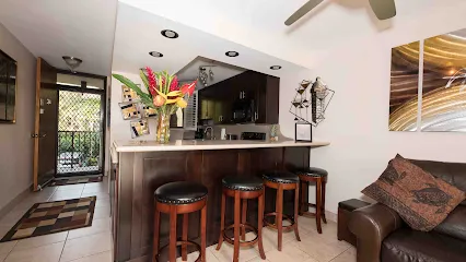 Mary's Maui Condo Vacation Rental mini golf course in Wailuku, Hawaii
