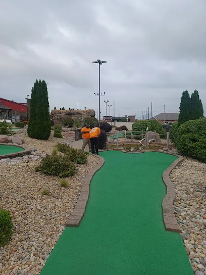 Pheasant Lanes Family Fun Center & Kegler's Pub mini golf course in Bloomington, Illinois