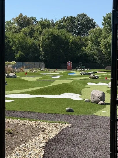Columbus Park Golf Course mini golf course in Chicago, Illinois