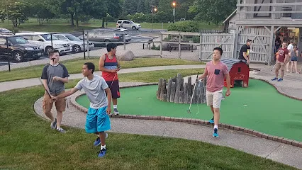 Mountain View Adventure Center mini golf course in Des Plaines, Illinois