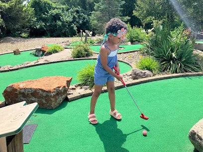 Roc Ice Cream and Golf mini golf course in East Peoria, Illinois