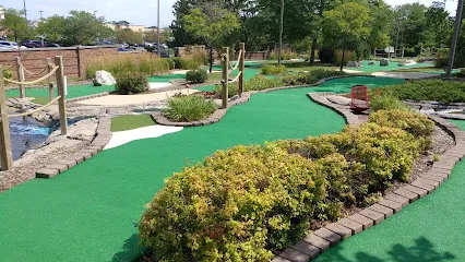 Holes & Knolls Miniature Golf Course mini golf course in Glen Ellyn, Illinois