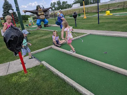 Green Valley Golf Range mini golf course in Hanover Park, Illinois