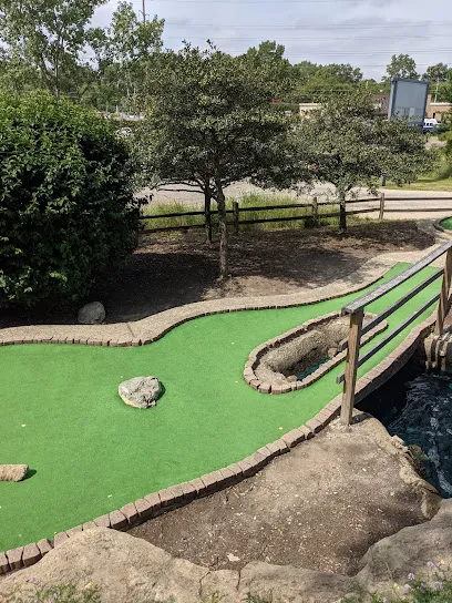 Highland Park Golf Learning Center mini golf course in Highland Park, Illinois