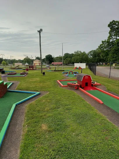 Howell Par 3, Miniature Golf, & Shelter mini golf course in Evansville, Indiana