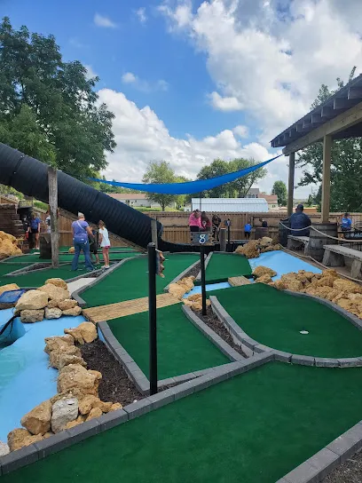 The Ice Cream Derby and Derby's Adventure Golf mini golf course in Delmar, Iowa