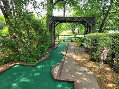 Maggie's Jungle Golf mini golf course in Gilbertsville, Kentucky