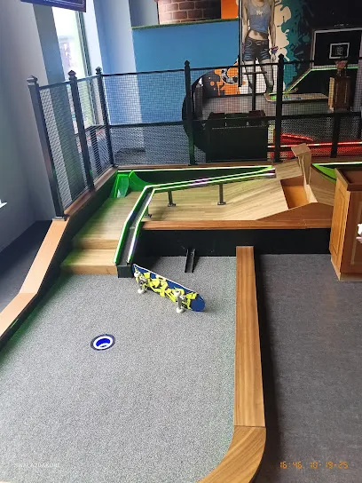 PAR 3 Newport @ The Levee mini golf course in Newport, Kentucky