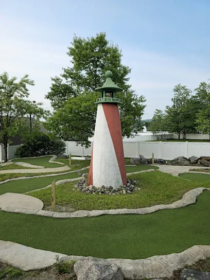 Causeway Fun mini golf course in Naples, Maine