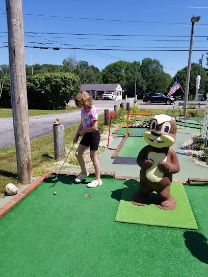 Cardinal Cove Mini Golf - Agritourism & Botanical Garden mini golf course in Rockport, Maine