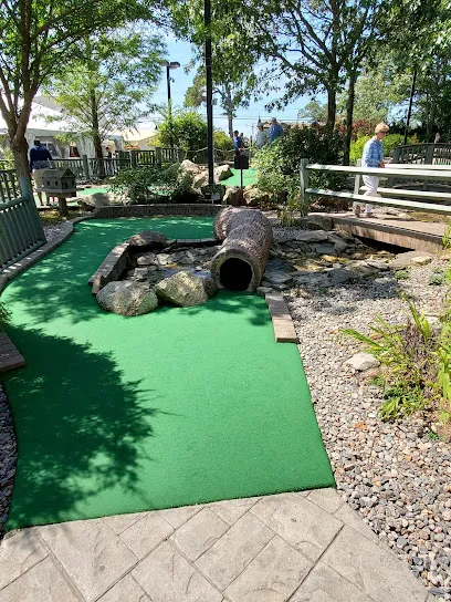 Arnolds Adventure Mini Golf mini golf course in Eastham, Massachusetts