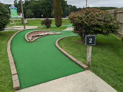 Northern Falls Mini Golf-Cones mini golf course in Manistee, Michigan