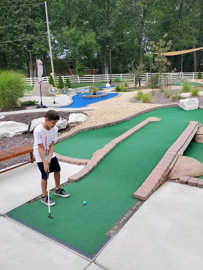 Getaway Golf mini golf course in Springfield, Missouri