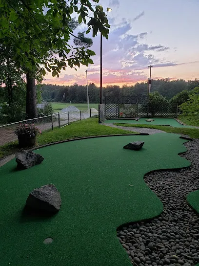 Ponemah Green Family Golf Center mini golf course in Amherst, New Hampshire