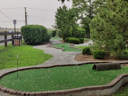 Waterfront Mini Golf mini golf course in Carteret, New Jersey