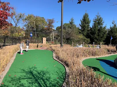 Essex County Safari MiniGolf mini golf course in West Orange, New Jersey