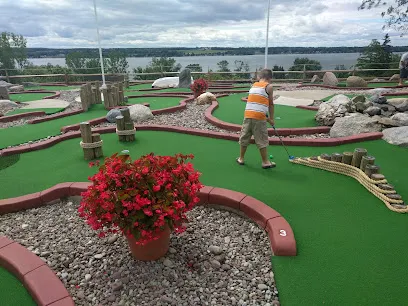 Tom Thumb Drive In mini golf course in Auburn, New York