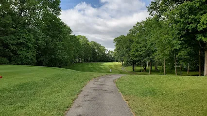 Eagle Crest Golf Club mini golf course in Clifton Park, New York