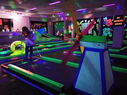 Glowgolf mini golf course in Garden City, New York