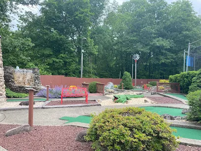 94 Pitch & Putt mini golf course in Washingtonville, New York