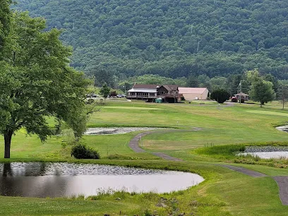 Golden Oak Golf Course mini golf course in Windsor, New York
