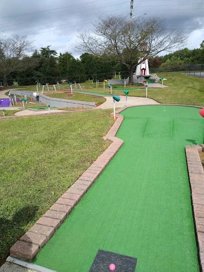 Strike House of Asheboro mini golf course in Asheboro, North Carolina