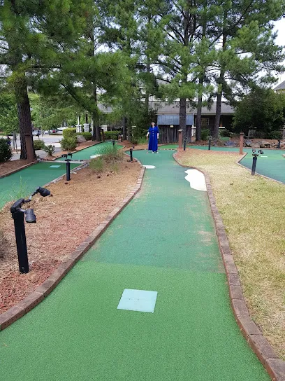 Paradise Valley Par 3 mini golf course in Charlotte, North Carolina