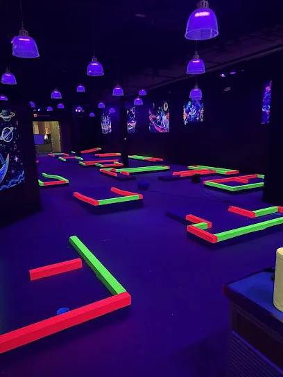 Carolina Glow Putt mini golf course in Jacksonville, North Carolina