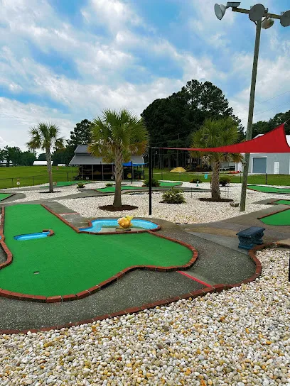Swingin' Things mini golf course in Jacksonville, North Carolina