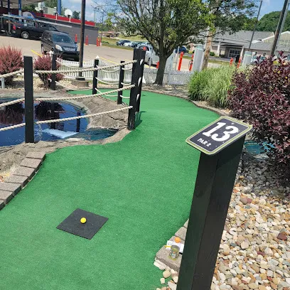 Der Dutchman Miniature Golf mini golf course in Bellville, Ohio