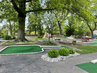 Memphis Championship Miniature Golf mini golf course in Brooklyn, Ohio