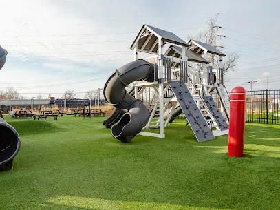 Oakley Greens mini golf course in Cincinnati, Ohio