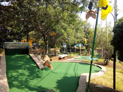 Sweeties Golfland mini golf course in Cleveland, Ohio