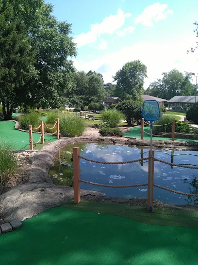 Downview Sports Center mini golf course in Cuyahoga Falls, Ohio