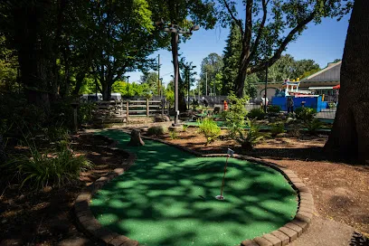 Chipper's Woods Miniature Golf at Oaks Park mini golf course in Portland, Oregon