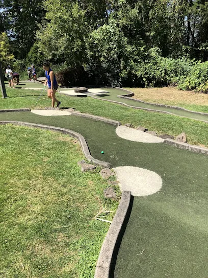 Tualatin Island Greens mini golf course in Tualatin, Oregon