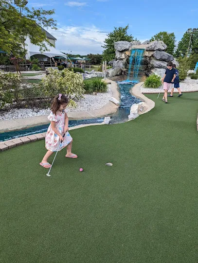Pelvo's Putt Putt (Overlook Falls Mini-Golf) mini golf course in Lancaster, Pennsylvania