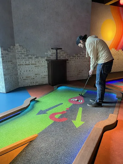 Puttshack - Philadelphia mini golf course in Philadelphia, Pennsylvania