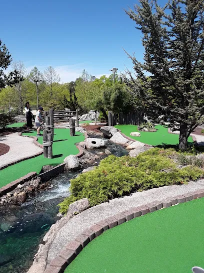 Mulligan's Island mini golf course in Cranston, Rhode Island
