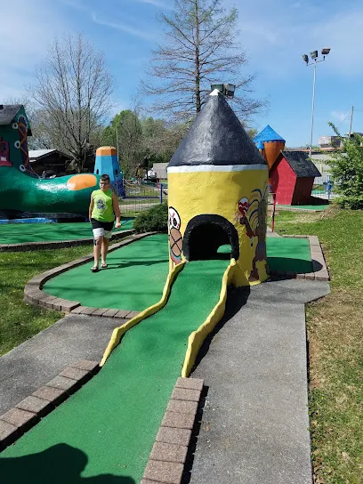 Sir Goony's Family Fun Center mini golf course in Chattanooga, Tennessee