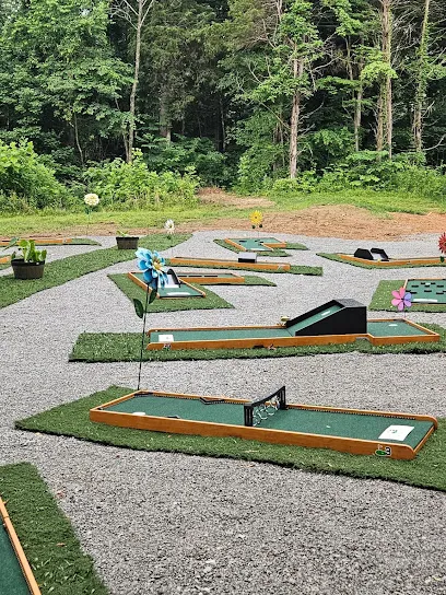 Putt Putt Golf @ Hidden Haven Campground mini golf course in Erin, Tennessee