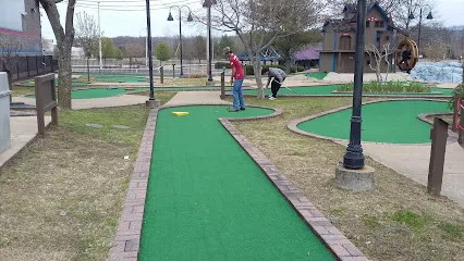 Jackson Bowling & Racing Family Fun Center mini golf course in Jackson, Tennessee