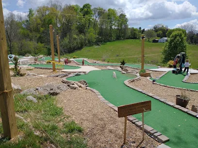 Paradise Acres mini golf course in Johnson City, Tennessee